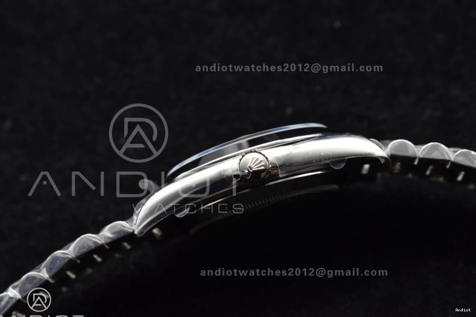 A2836 Weight Bracelet GSF Gain SS DayDate Blue Crystal On 40 Iced President Dial 0403